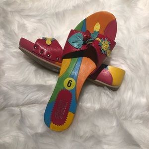 Multi color clog by Gionata Dardi